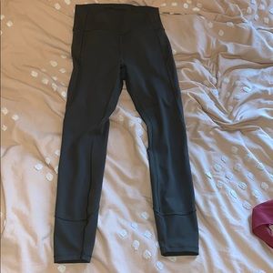 EDIT RESERVED FOR BUYER lululemon in movement 25’